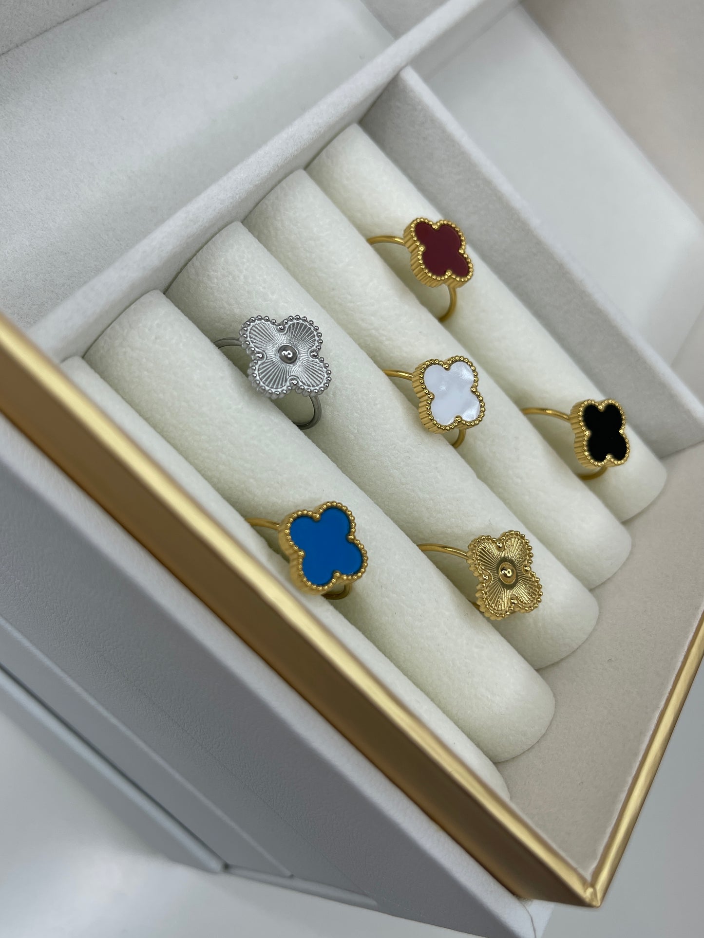 Anillo de trébol