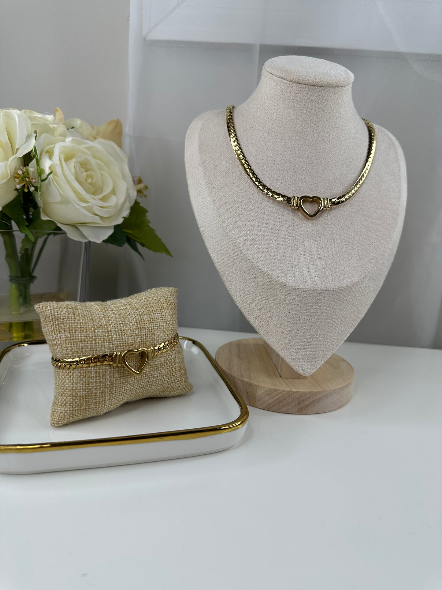 Set de Chocker Corazón Oro