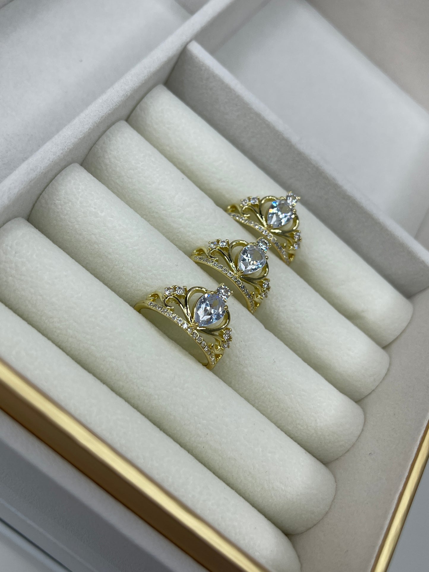 Anillo de Corona