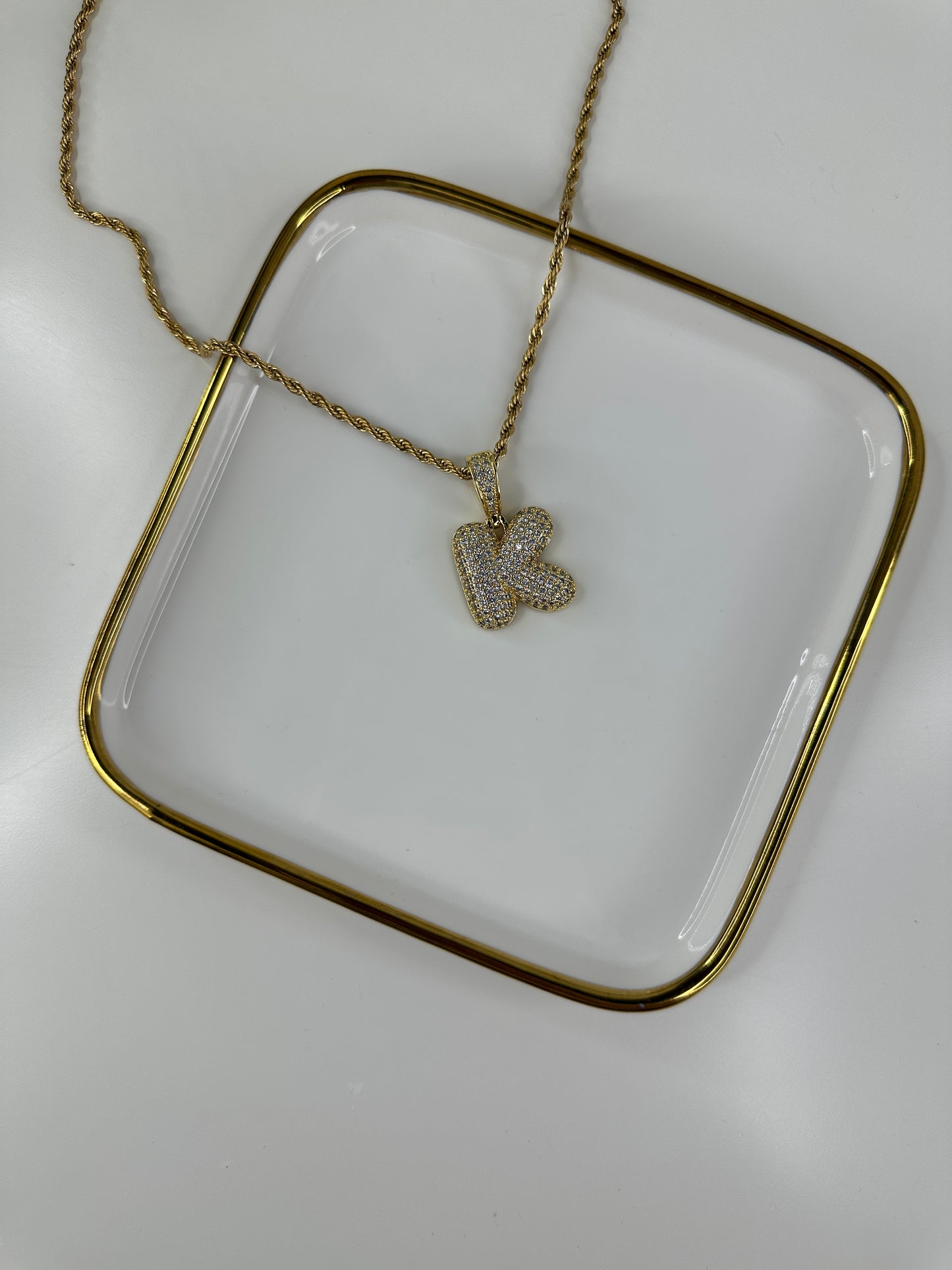Cadena con Inicial K
