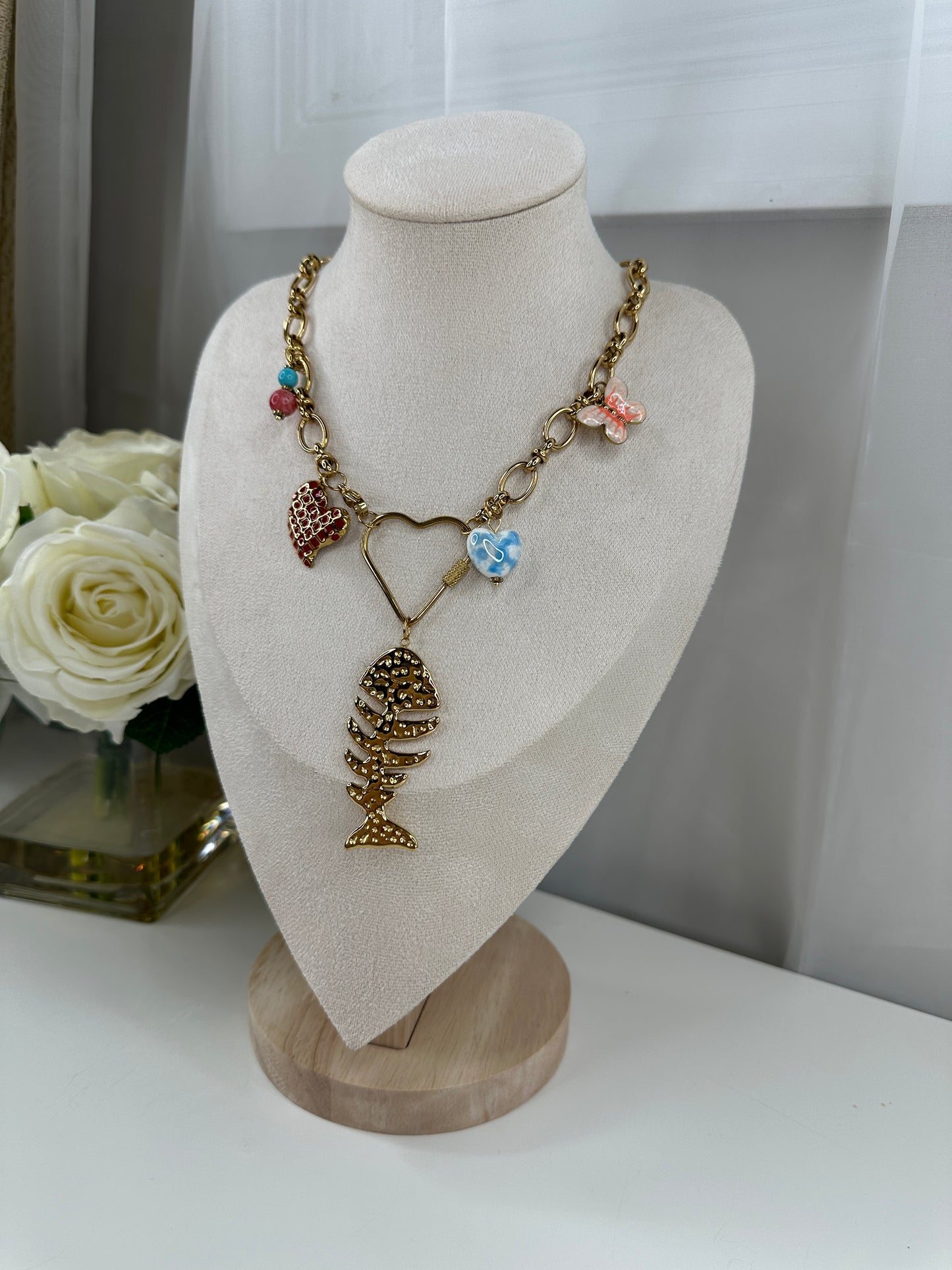 Leyra Necklace