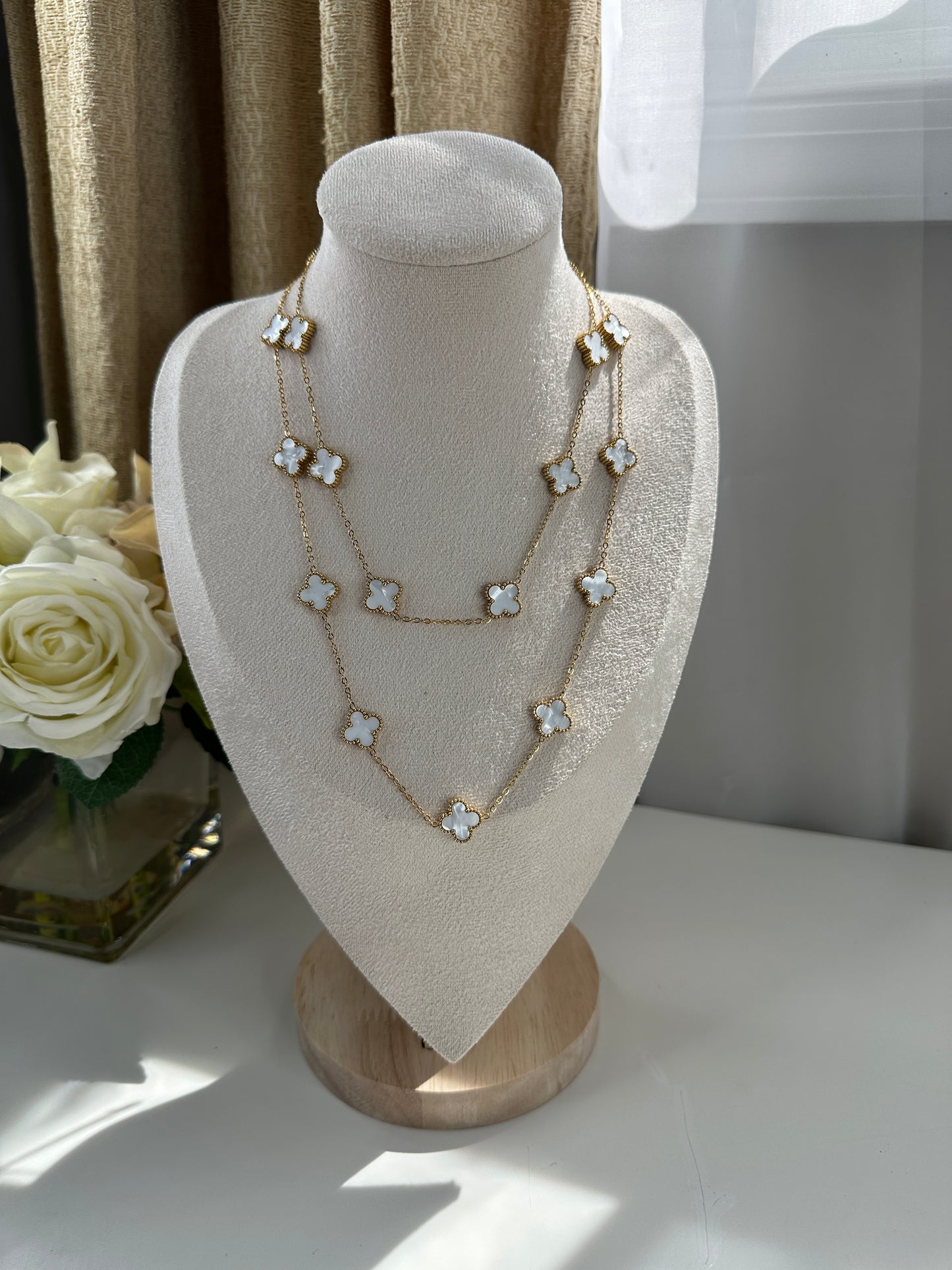 Jass Necklace Blanco