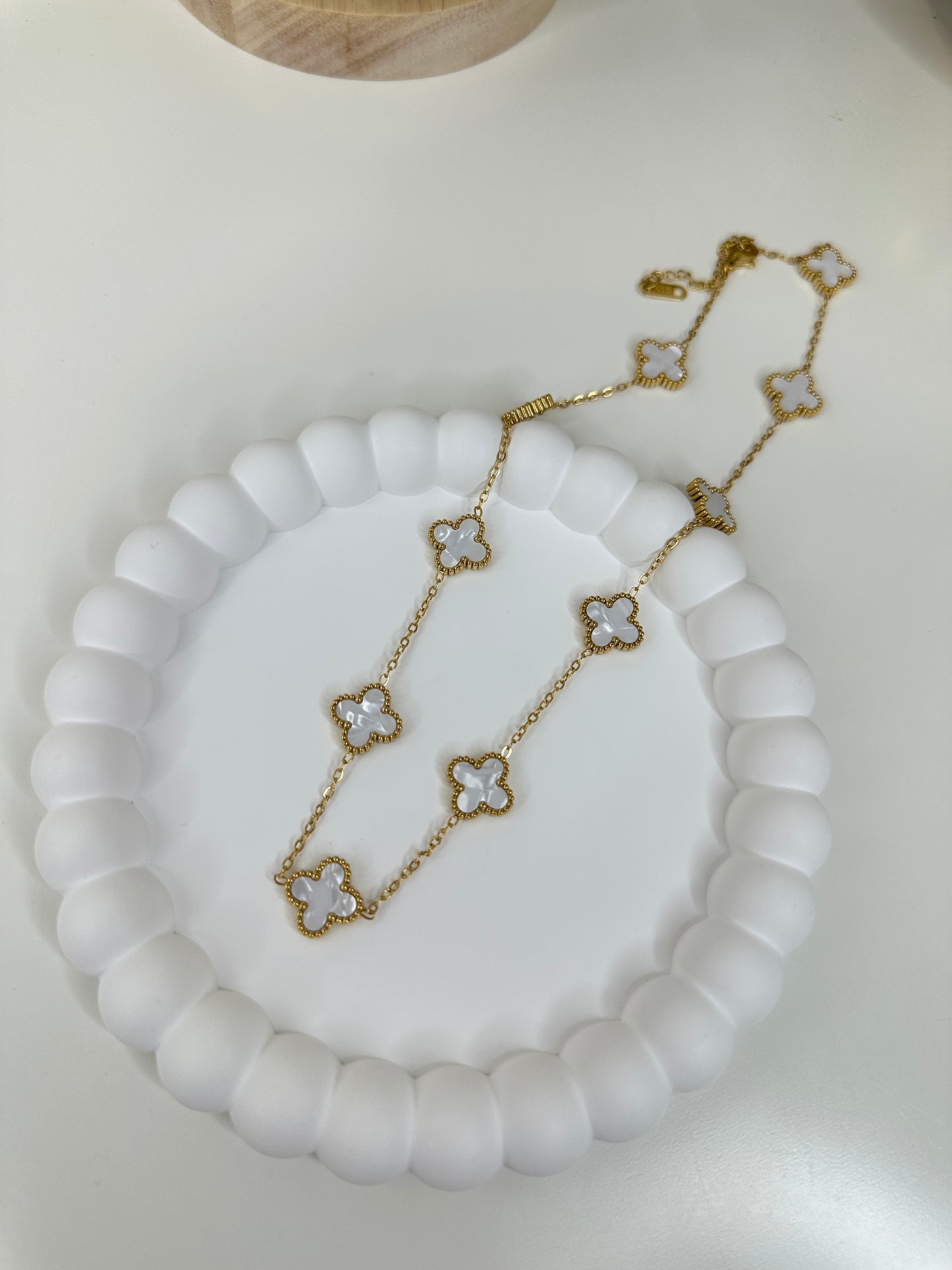 Clover Nacklace Blanco