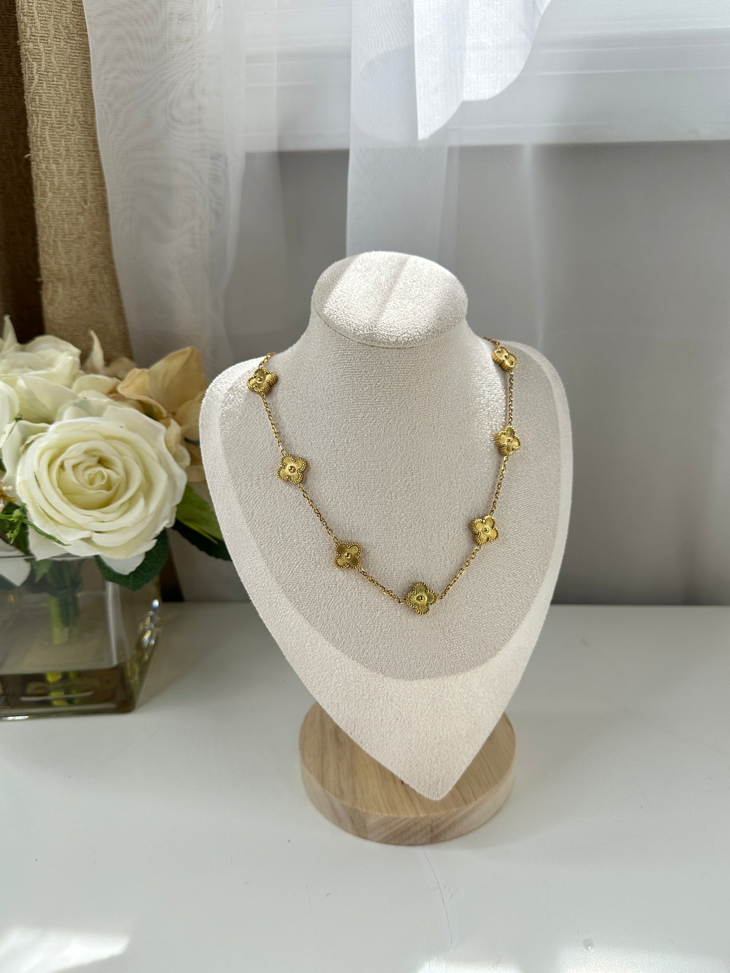 Clover Nacklace Oro