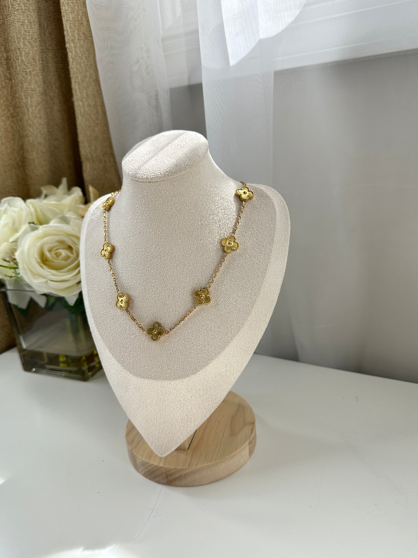 Clover Nacklace Oro