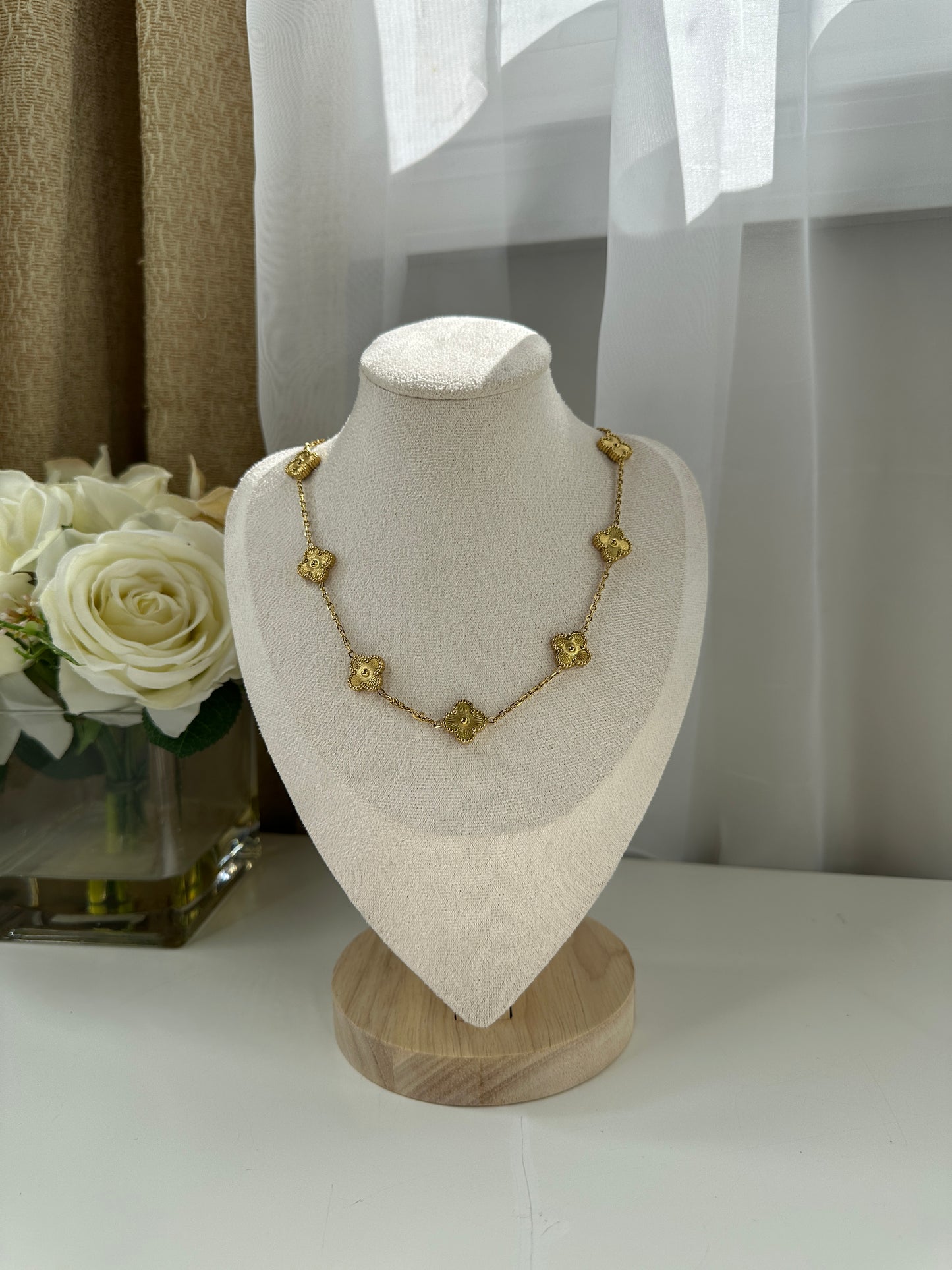 Clover Nacklace Oro