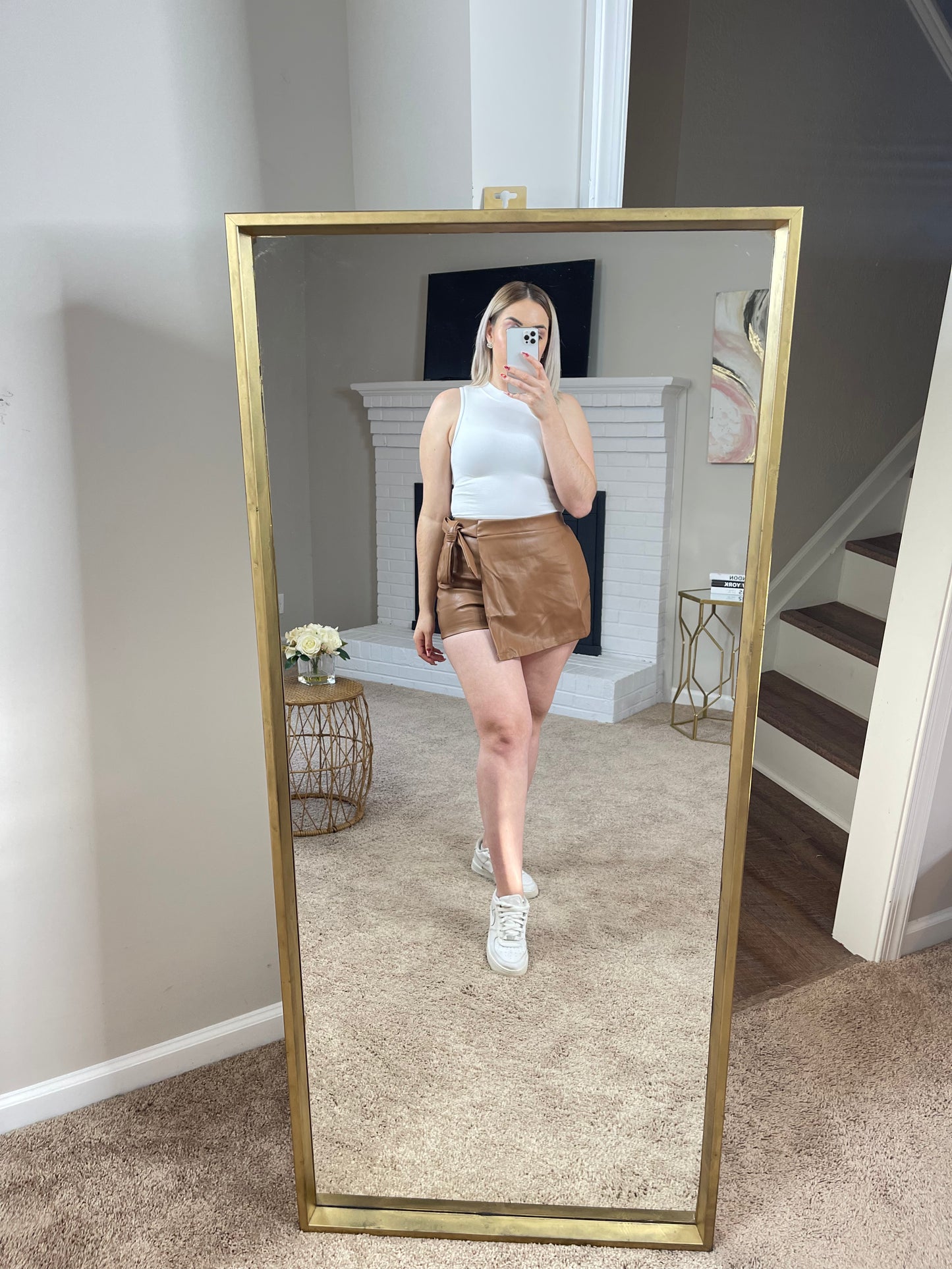 Stephanie Short Falda Camel