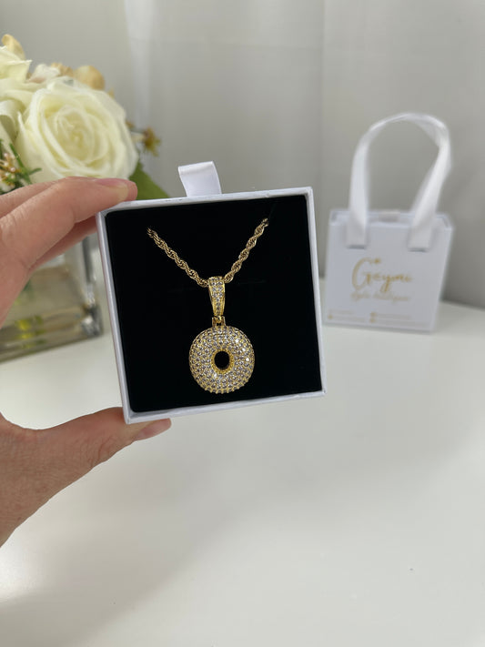 Cadena con Inicial O