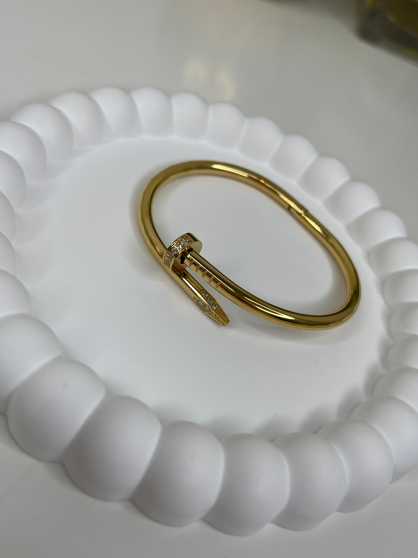 Pulsera de Clavo Oro