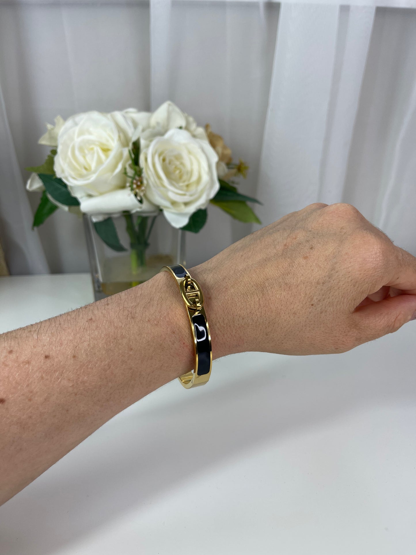 Brazalete Jossy Negra con Oro